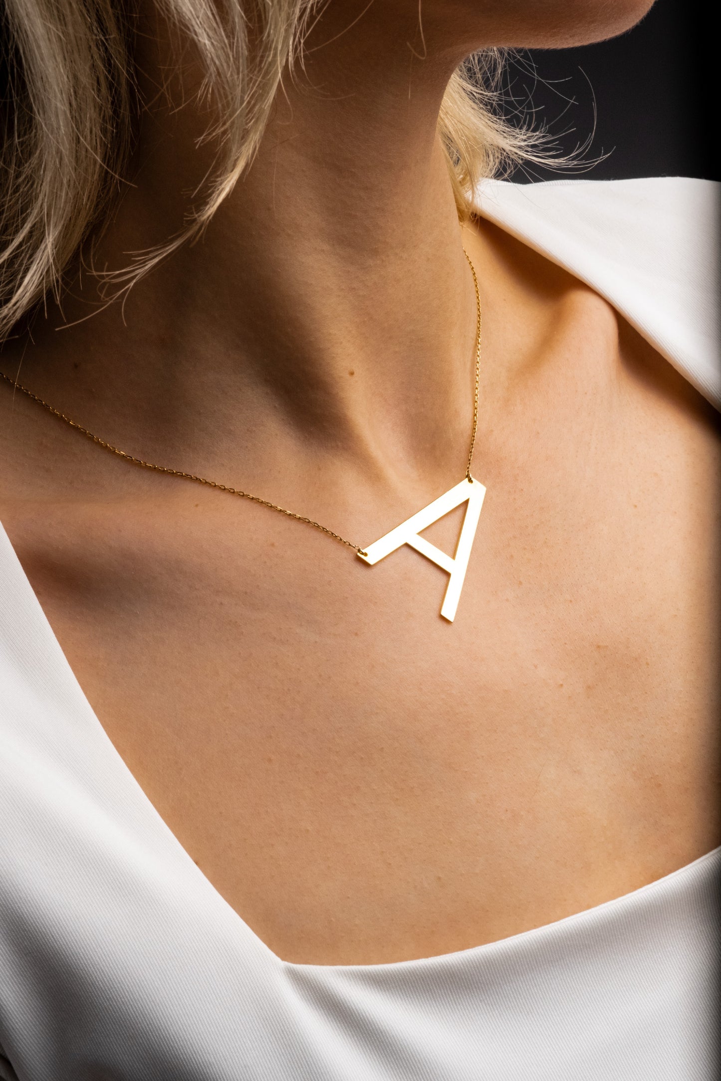 Personalized Gold Initial Necklace with Big Letter and