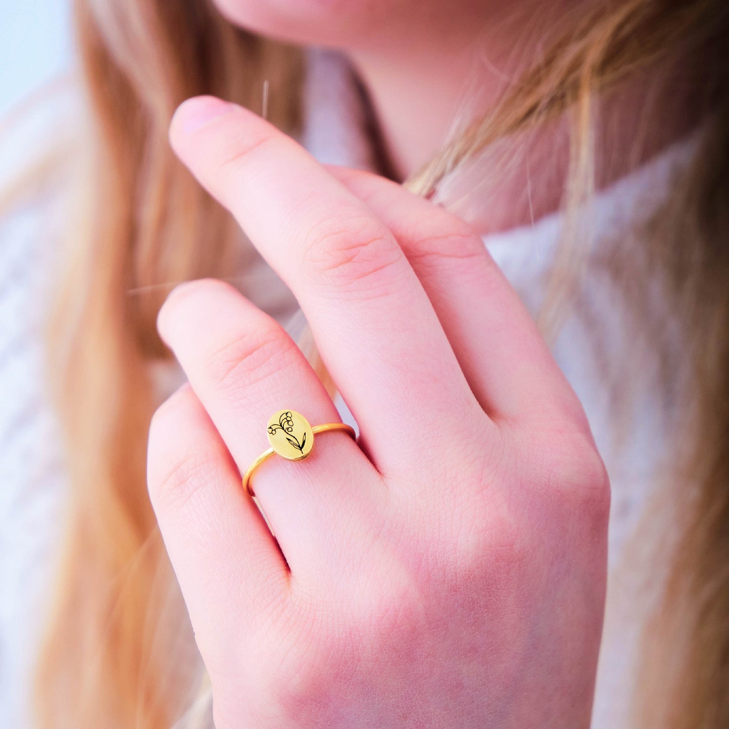 Personalized Birth Flower Ring Signet Jewelry