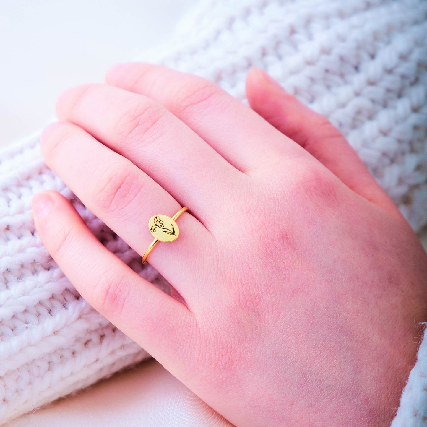 Personalized Birth Flower Ring Signet Jewelry