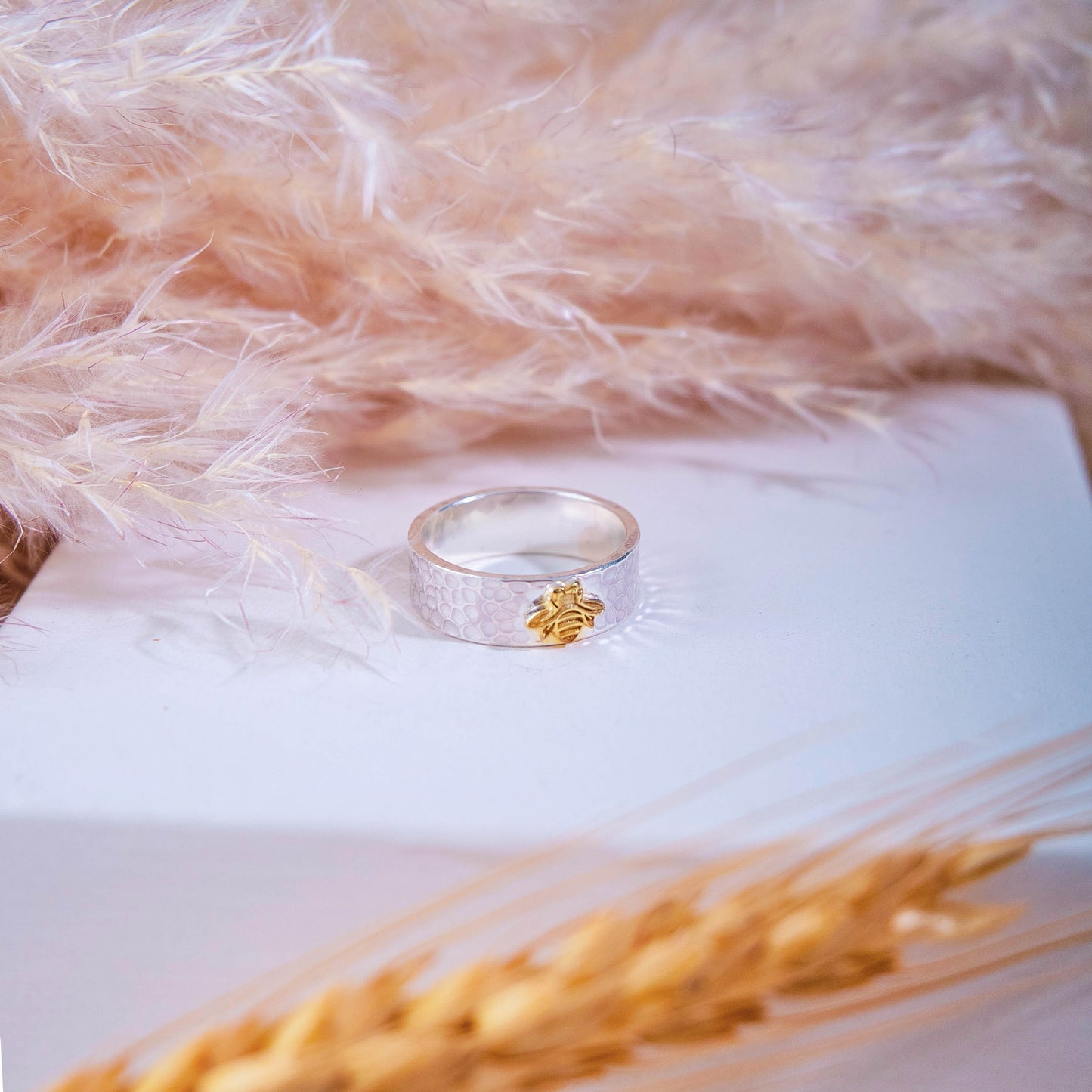 Thin Bee Ring Jewelry for Women Mixed Metal