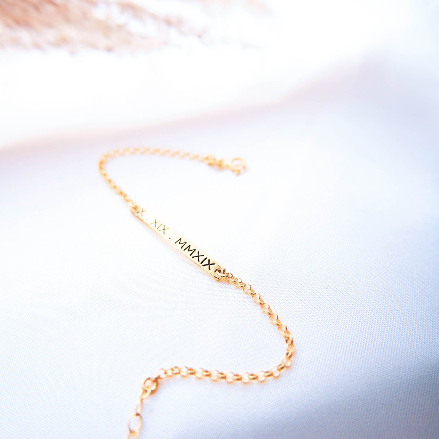 Gold Bar Custom Name Bracelet