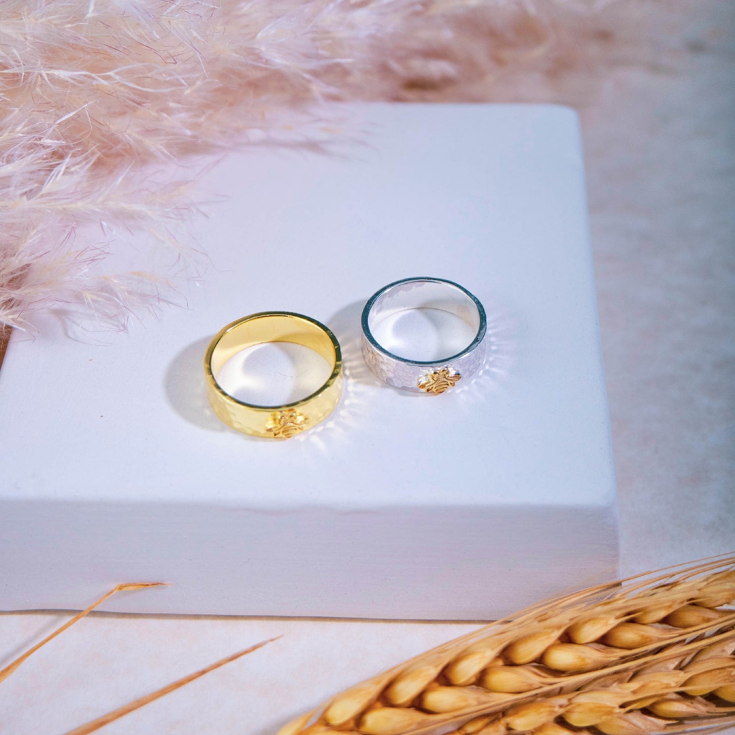 Thin Bee Ring Jewelry for Women Mixed Metal
